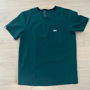 Hunter green Figs Scrub top - as new